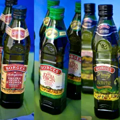 Jaka oliwa do sałatek? Odkryj najlepsze wybory dla zdrowia i smaku
