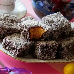 Najlepszy przepis na ciasto kostka kokosowa, które zachwyci każdego