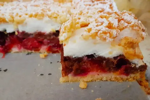 Przepis na ciasto skubaniec ze śliwkami, które zawsze się udaje