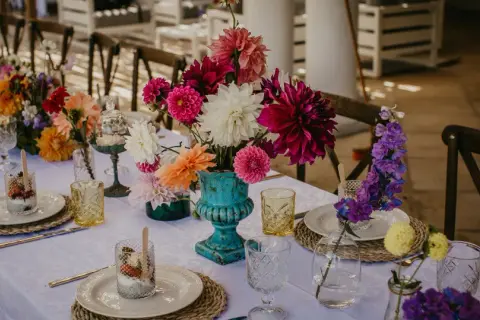 Ile kosztuje catering na 50 osób? Sprawdź ceny i co zawiera oferta