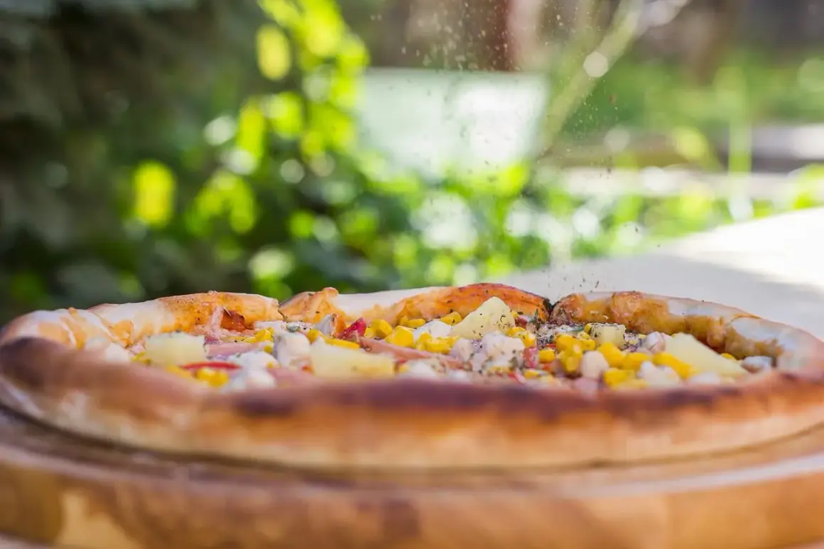 Jak powstała pizza - odkryj fascynującą historię tego przysmaku