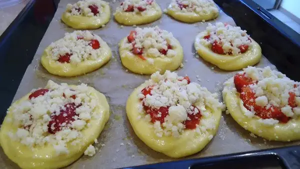 Przepis na ciasto drożdżowe z Celiko – łatwe i smaczne wypieki